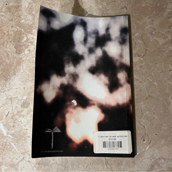 I Can’t Feel My Face Kris Kidd paperback book - Picture 2 of 2